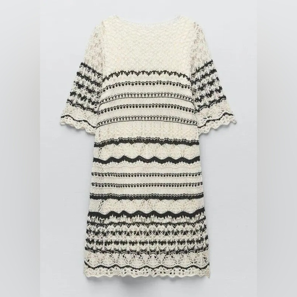 NWT ZARA Crochet black and white - size S